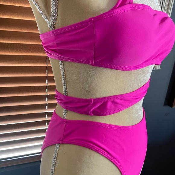 Barbie FUSCHIA Pink 2 piece set - Picture 5 of 5